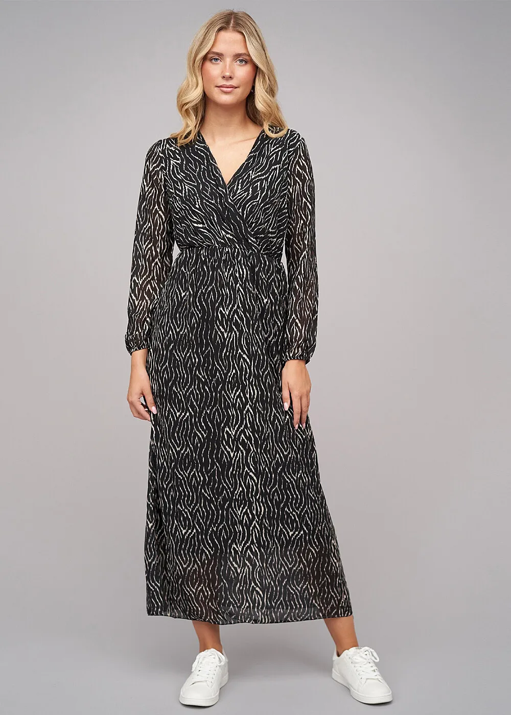 CLOUD5IVE DAMES CHIFFON JURK MET VHALS EN PRINT ZWARTWIT
